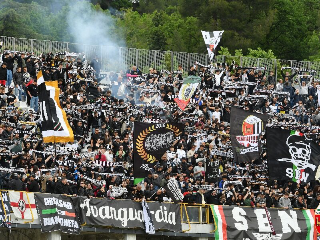 Calcio Serie C - Ascoli, abbonamenti: superata quota quattromila